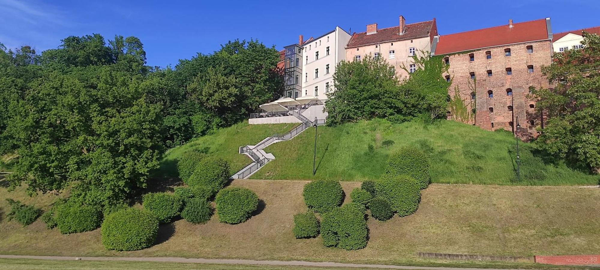 City Center Apartment 45M, 1 Bedroom And 1 Living Room With Kitchen Plus Bathroom, A Perfect Family Friendly Place Or For Home Office And A Longer Stay, A Proper Office Desk With Business Chair Provided, 100M From Market Square And Vistula River Grudziądz Buitenkant foto